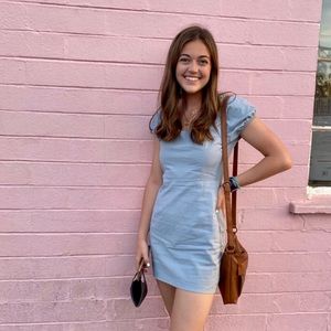 Meet your Posher, Riley